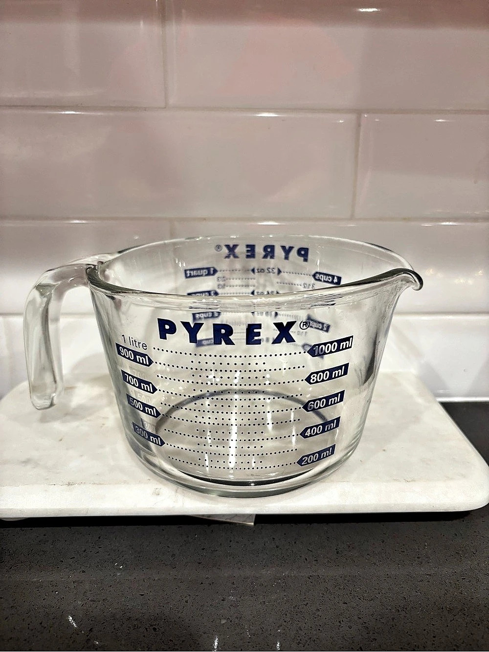 Pyrex 4-Cup Glass Measuring Cup 1000 mL